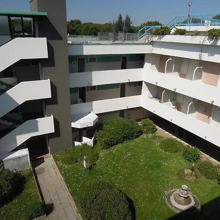 Glenn 5 Apartamento *